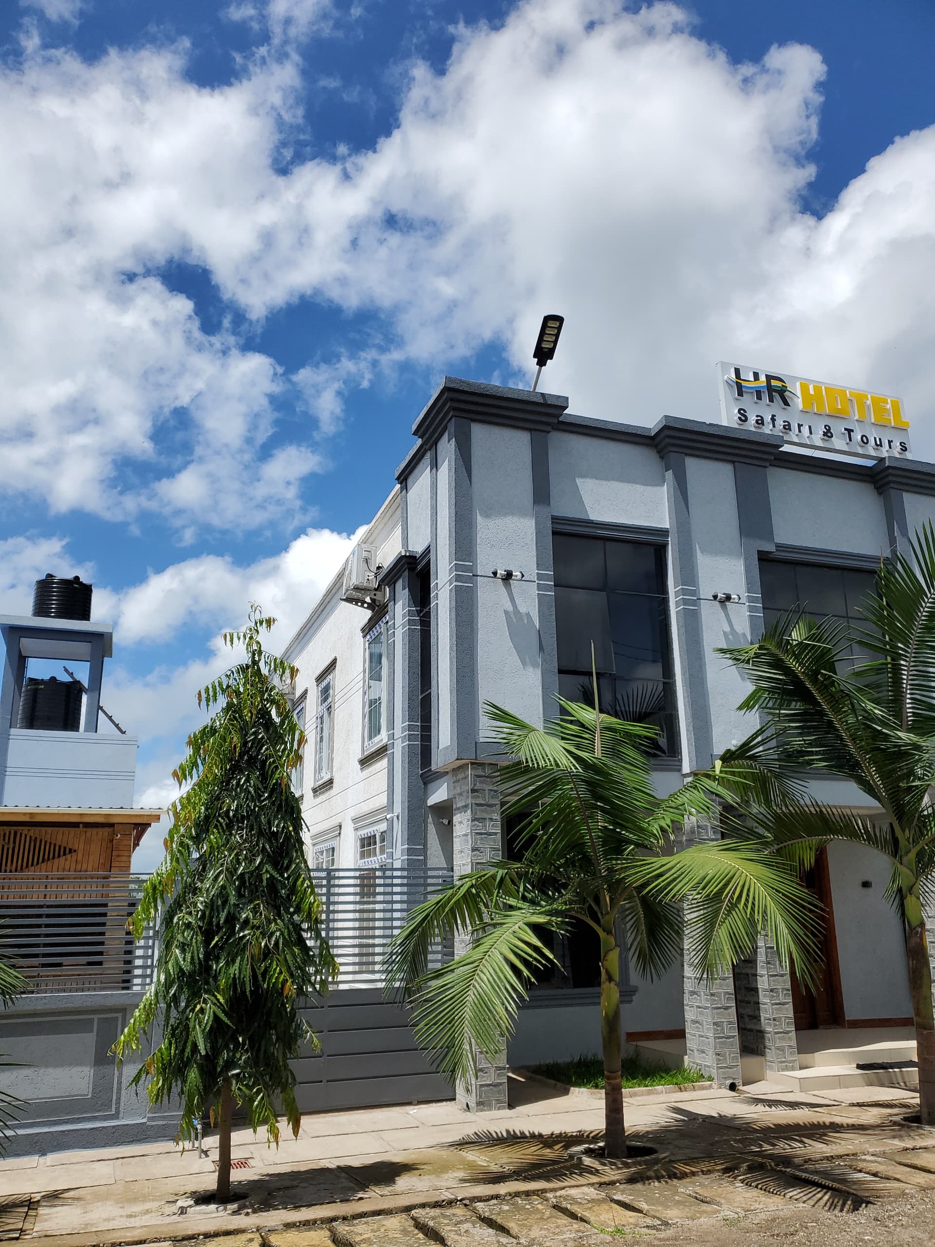 Palm Trees Entrance